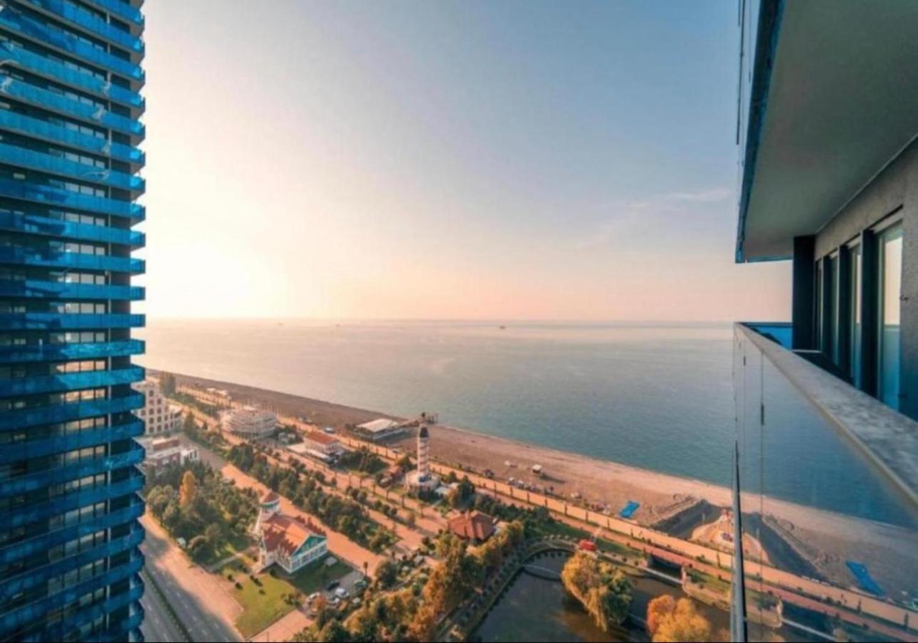 Orbi City Apartment With Sea View บาทูมิ ภายนอก รูปภาพ