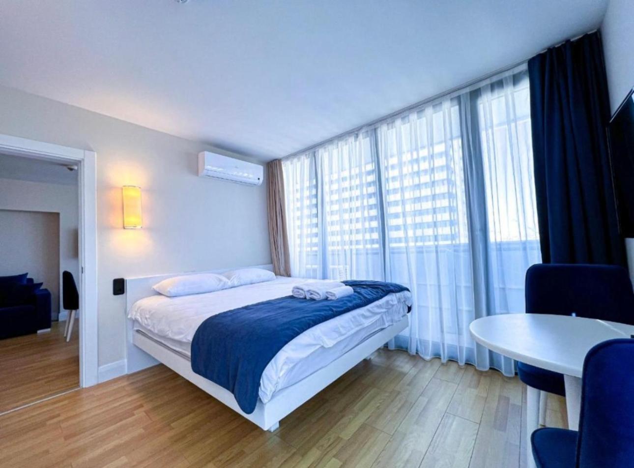 Orbi City Apartment With Sea View บาทูมิ ภายนอก รูปภาพ