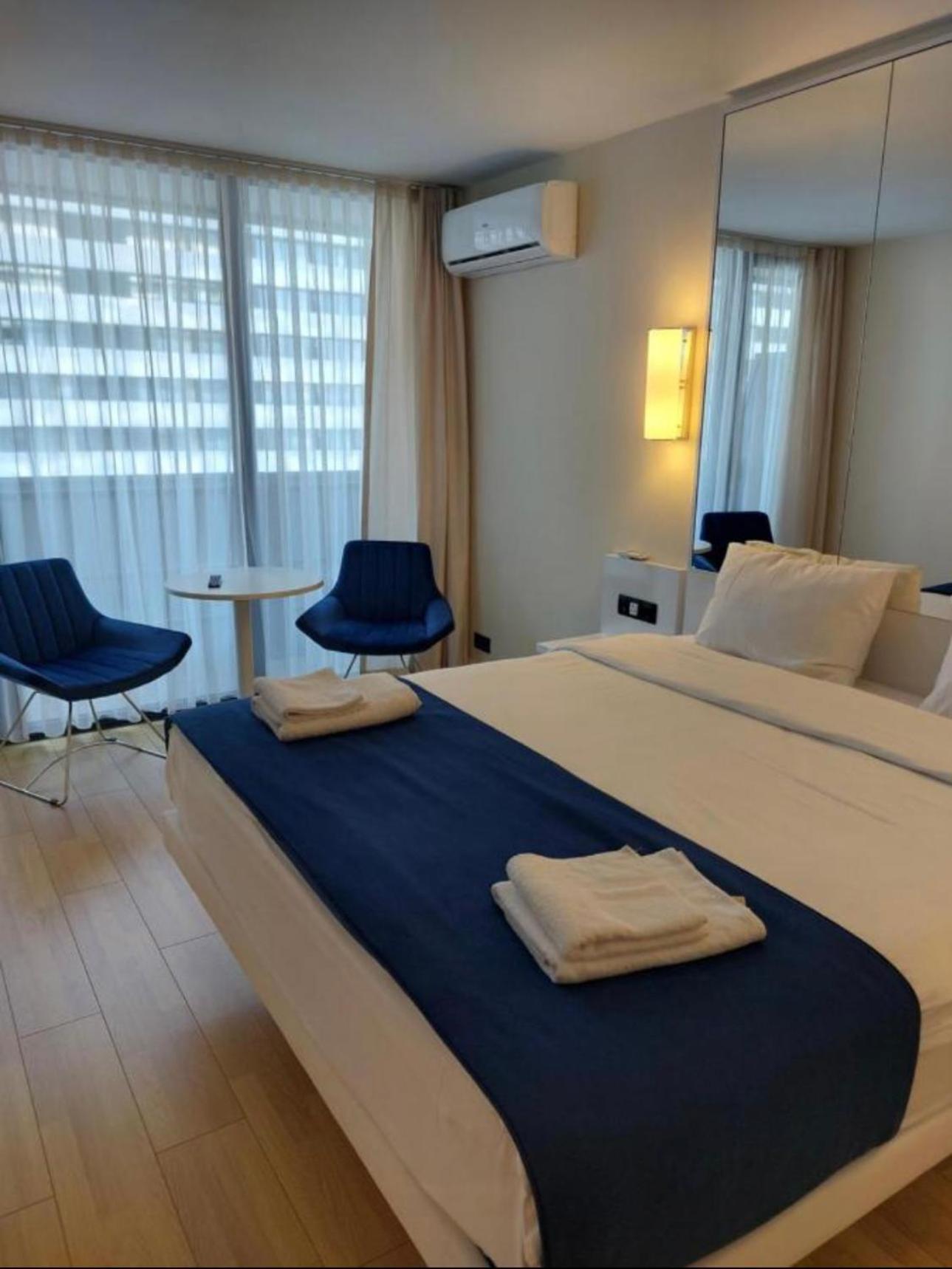 Orbi City Apartment With Sea View บาทูมิ ภายนอก รูปภาพ