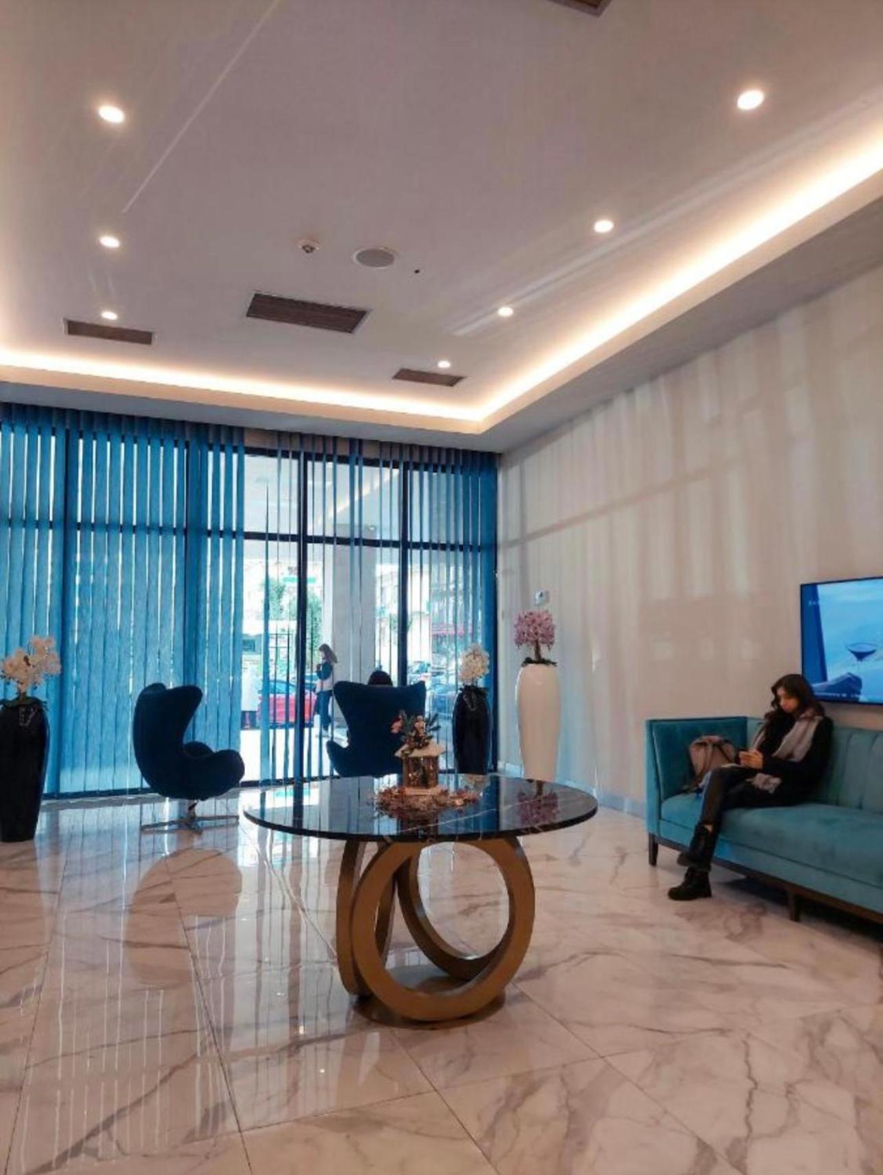 Orbi City Apartment With Sea View บาทูมิ ภายนอก รูปภาพ