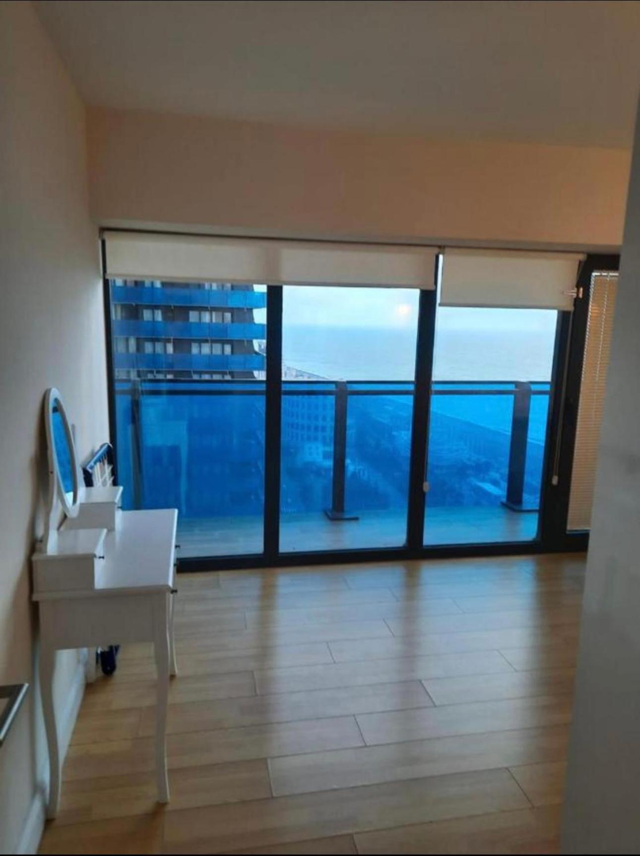 Orbi City Apartment With Sea View บาทูมิ ภายนอก รูปภาพ