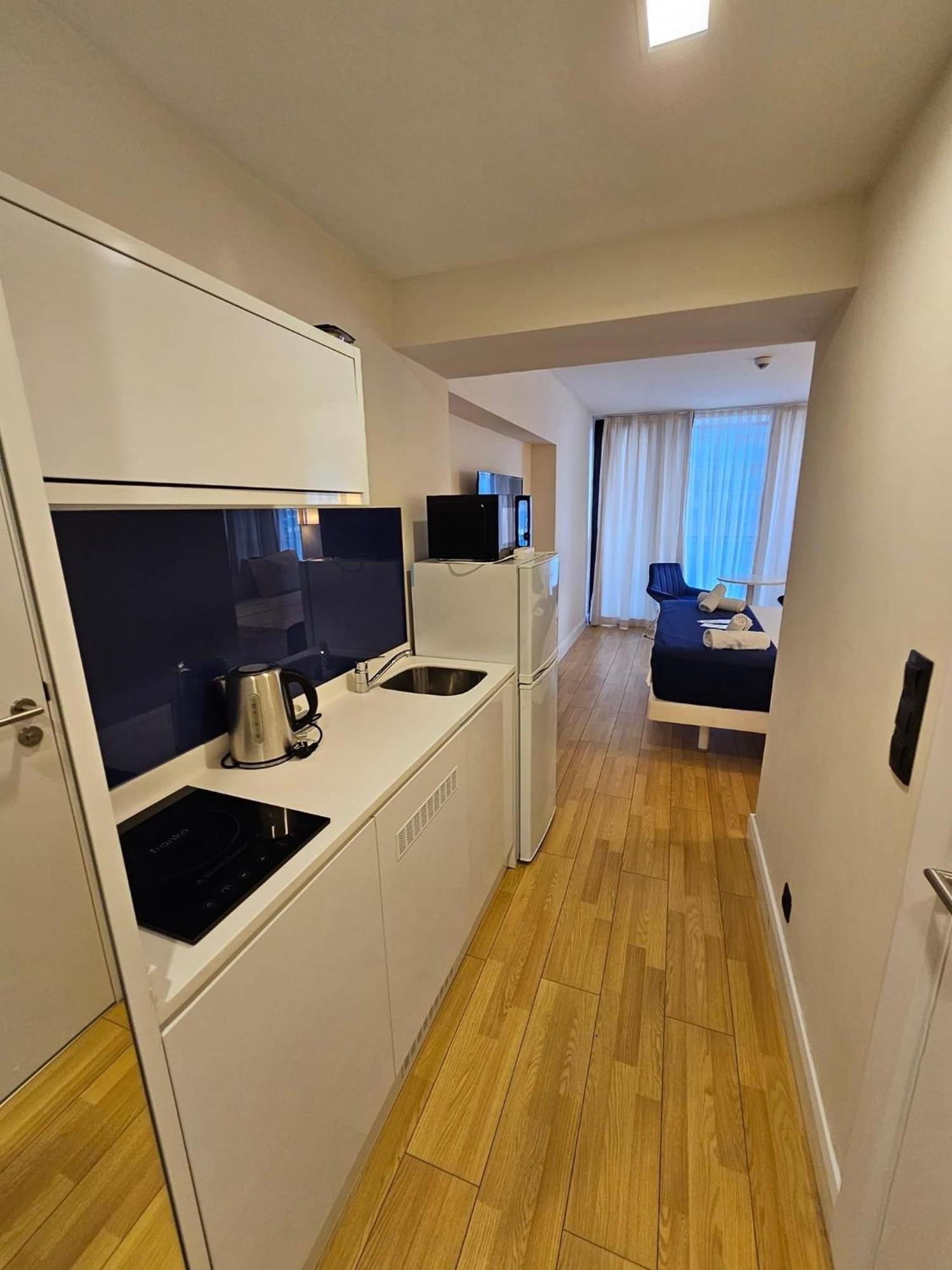 Orbi City Apartment With Sea View บาทูมิ ภายนอก รูปภาพ